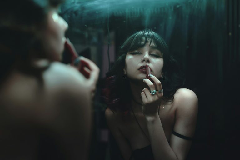 The Best Dark Lipstick Shades for Fall