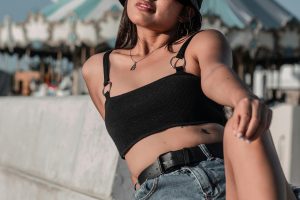 Your Edgy Beach Vacation Capsule Wardrobe: What to Pack for Sun, Sand, and Style