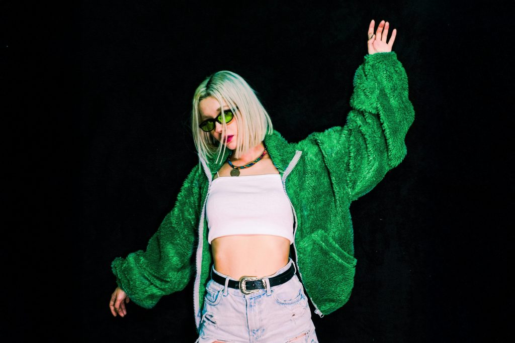 St. Patrick&rsquo;s Day Outfit Ideas for Going Out (Bars, Concerts, Day Drinking)