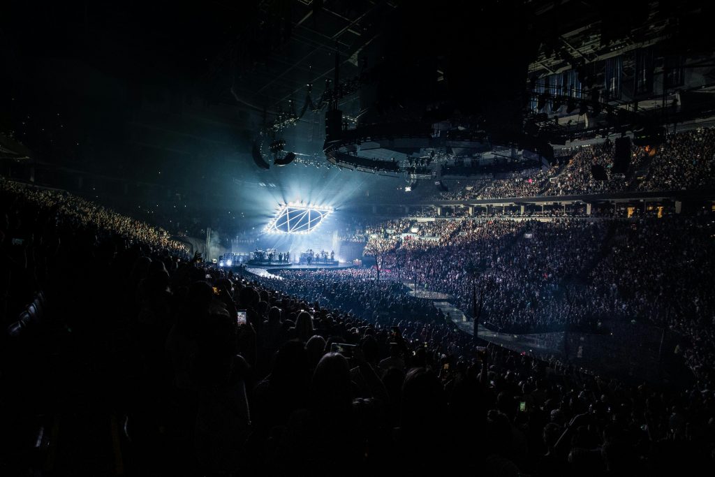Small Venue Shows vs Arena Concerts